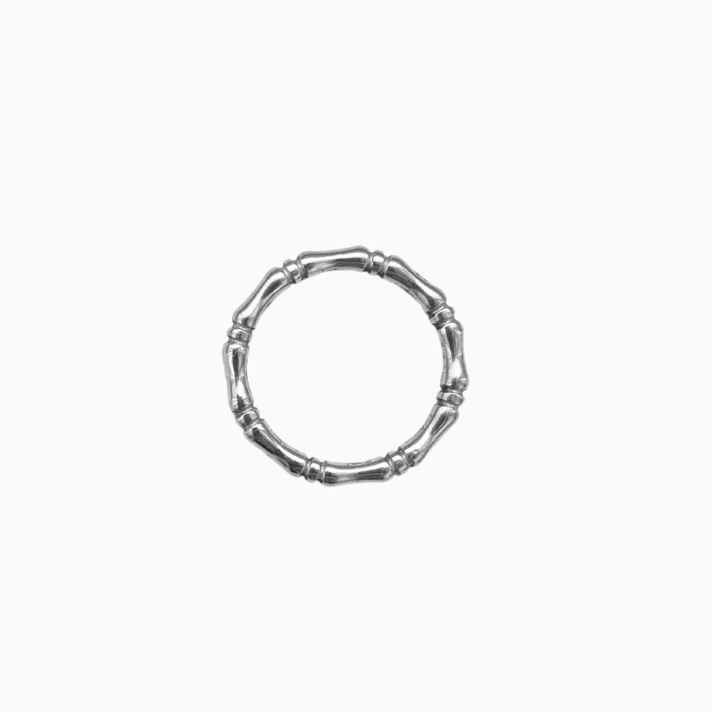 Banu Ring silver on white background