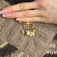 Mix and Match Halskette getragen mit Charms Nahaufnahme
